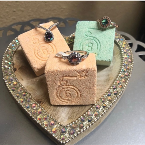 Ask me what I do? Get paid to party. - Picture 7 of 14